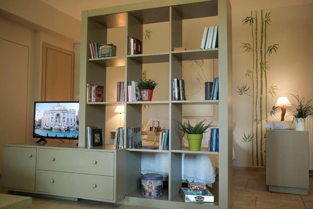 Apartment With Garden In Thessaloniki. 외부 사진